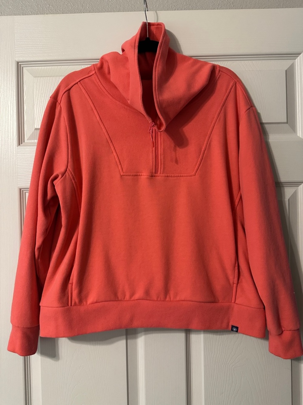Ariat Women's Pullover 🤠 - Picture 4 of 14